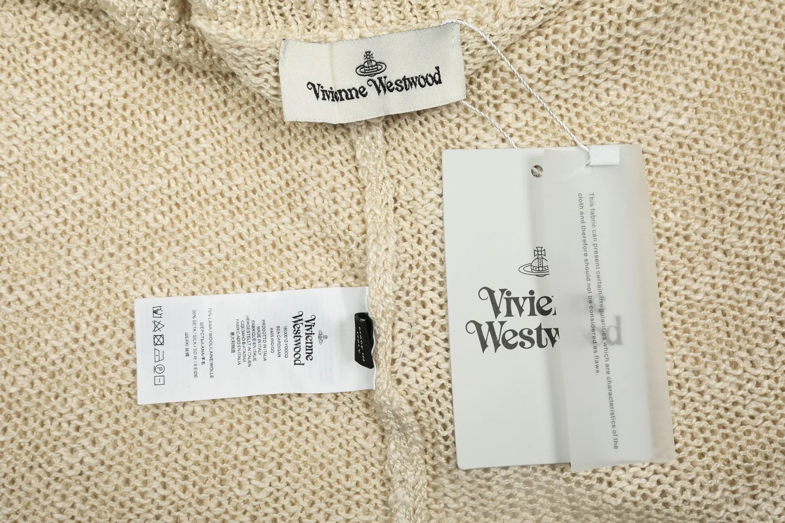 VIVI91 vivienne west wood West Queen Vivian Saturn's new hollow round neck sweater 2024 latest model 🎃 mesh breathable thin style 24-year official website limited new model Wear with a vest inside, very slim and good-looking Size: S -M- L Color: apricot